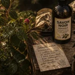 Maladie des rosiers : remède de grand mère avec savon noir